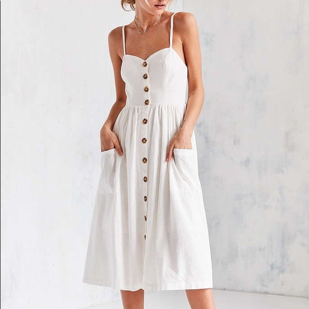 Spaghetti strap linen maxi dress
